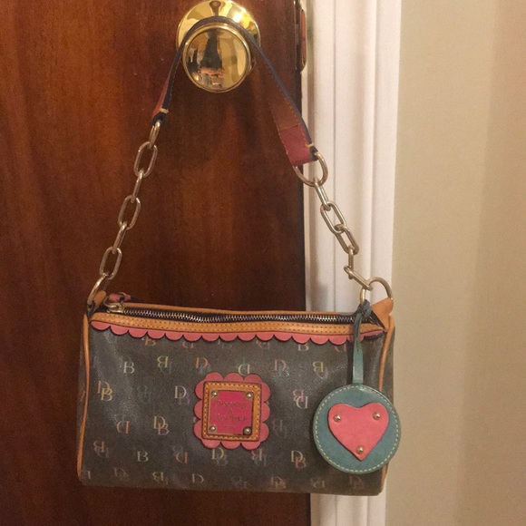 Dooney & Bourke Handbags - Dooney and Bourke Purse